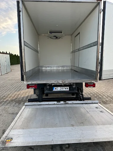 Chłodnia z windą
